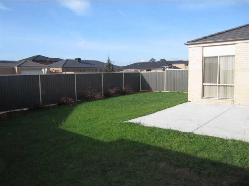 161 Viewgrand Drive, Berwick VIC 3806