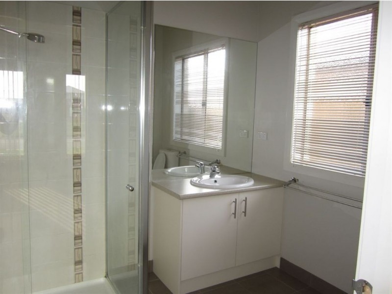 161 Viewgrand Drive, Berwick VIC 3806