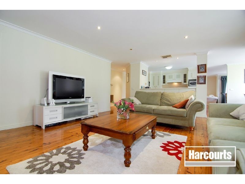 5 Albens Court, Narre Warren VIC 3805