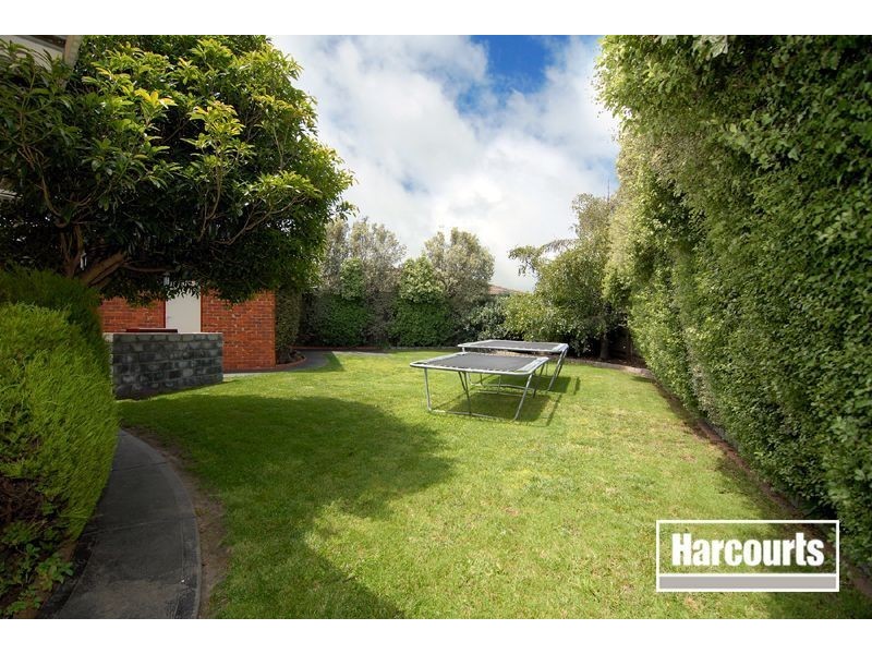 5 Albens Court, Narre Warren VIC 3805