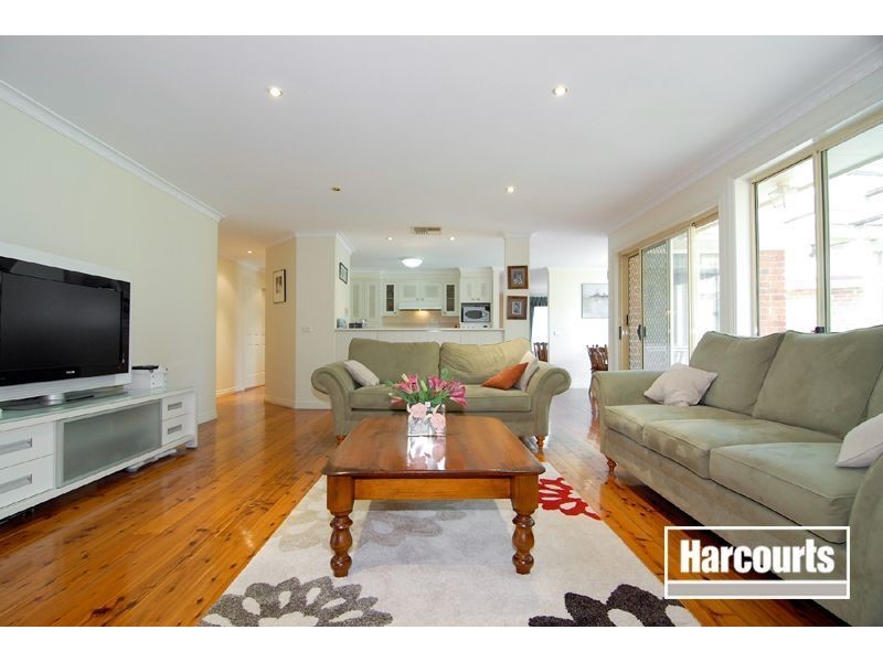 5 Albens Court, Narre Warren VIC 3805