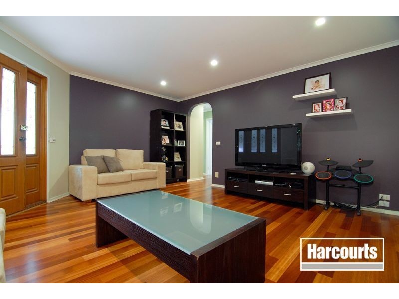 19 Gull Way, Narre Warren South VIC 3805
