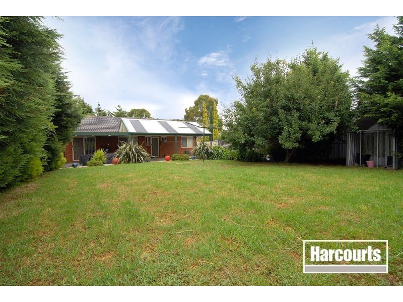19 Gull Way, Narre Warren South VIC 3805