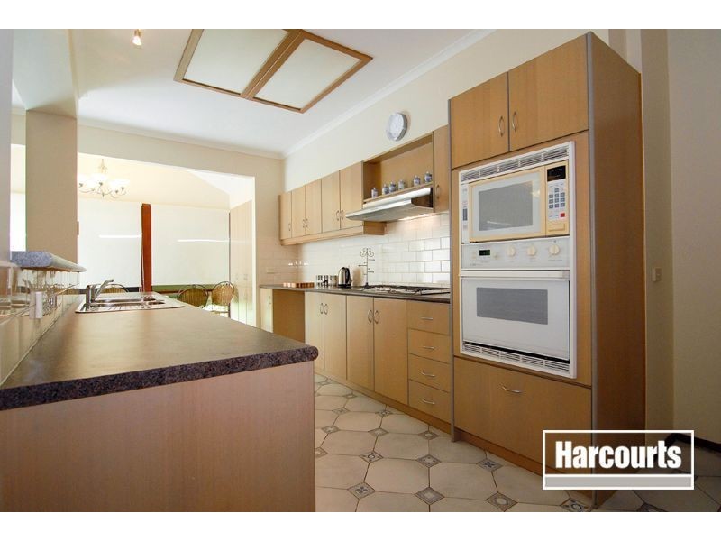 13-14 Eve Close, Narre Warren South VIC 3805