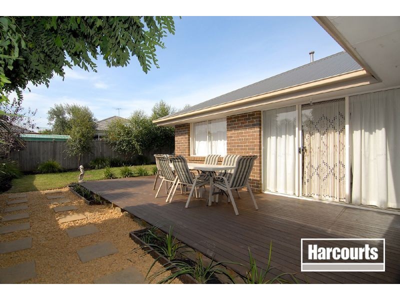 18 Mathoura Court, Berwick VIC 3806