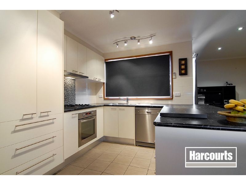 4 Medinah Rise, Hampton Park VIC 3976