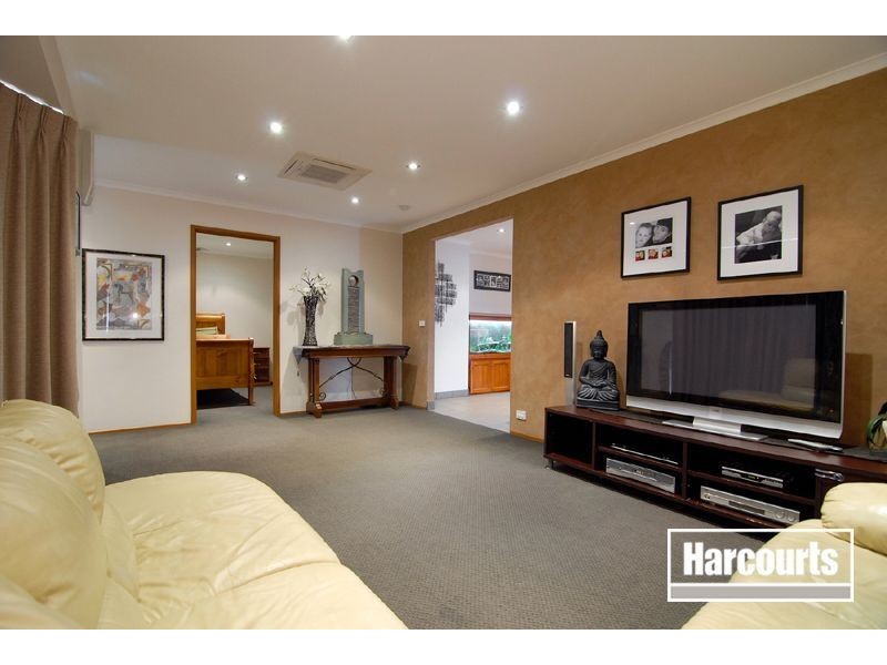 4 Medinah Rise, Hampton Park VIC 3976