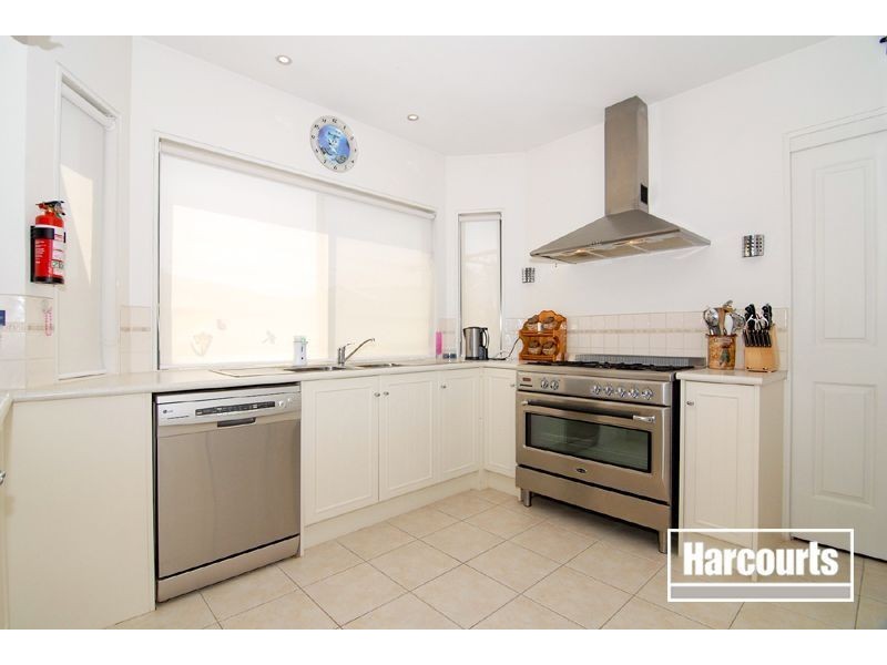 6 Elida Crescent, Narre Warren South VIC 3805