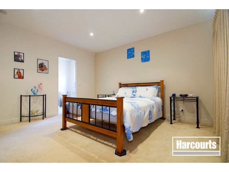 6 Elida Crescent, Narre Warren South VIC 3805