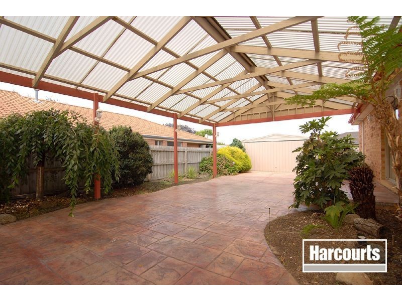 24 Southern Boulevard, Narre Warren South VIC 3805