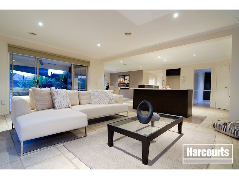 1 The Springs Close, Narre Warren South VIC 3805