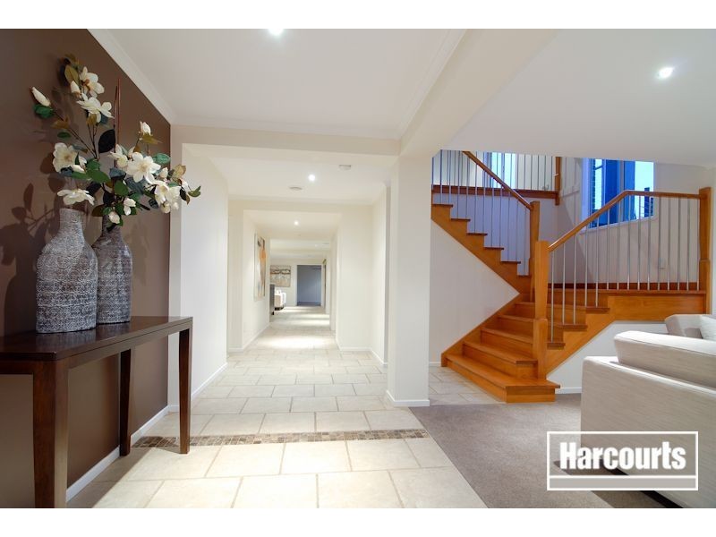 1 The Springs Close, Narre Warren South VIC 3805