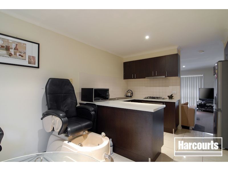 2/57 Wilma Avenue, Dandenong VIC 3175