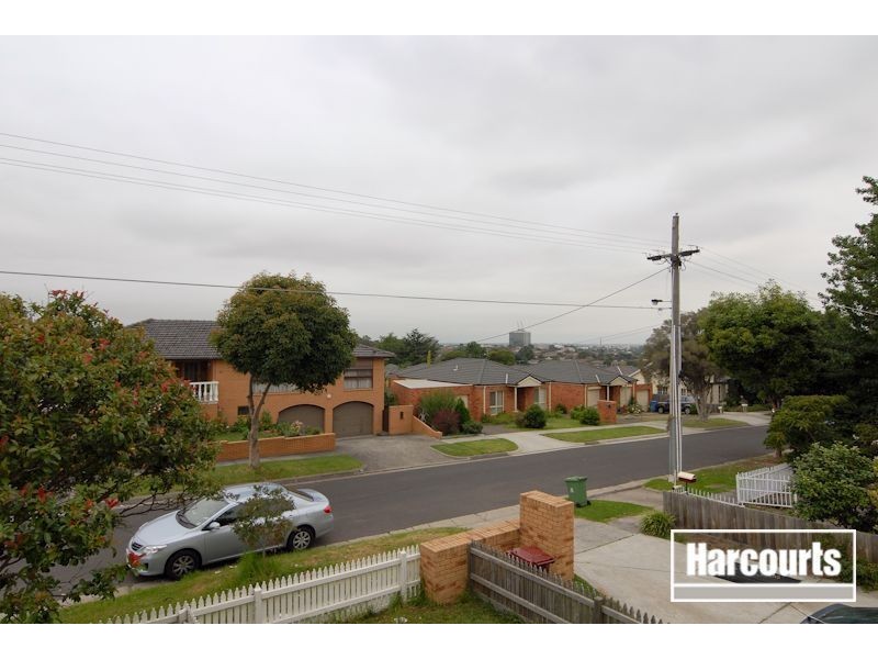 2/57 Wilma Avenue, Dandenong VIC 3175