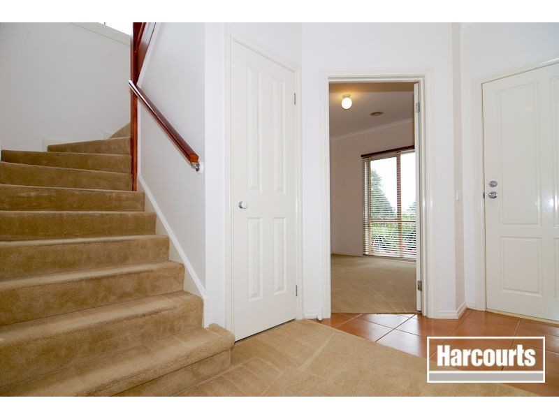 27 Amhurst Drive, Narre Warren South VIC 3805