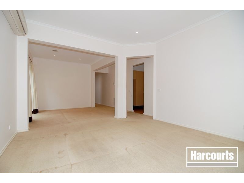 27 Amhurst Drive, Narre Warren South VIC 3805