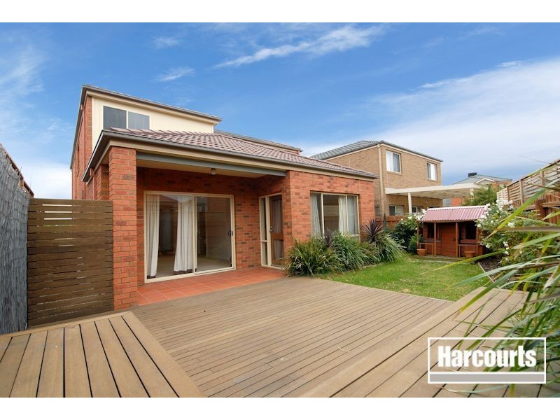27 Amhurst Drive, Narre Warren South VIC 3805