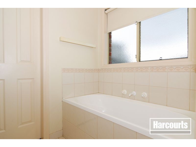 9/21 Merrijig Ave, Cranbourne VIC 3977