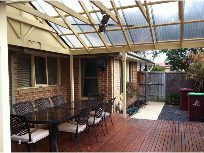 8 Jacqui Terrace, Narre Warren South VIC 3805