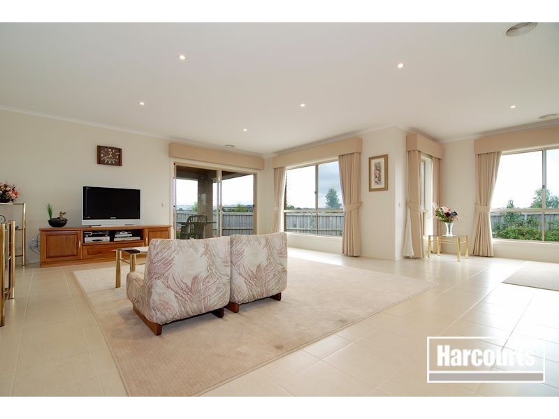 67 Loxley Boulevard, Narre Warren South VIC 3805