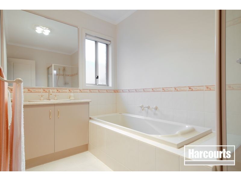 67 Loxley Boulevard, Narre Warren South VIC 3805