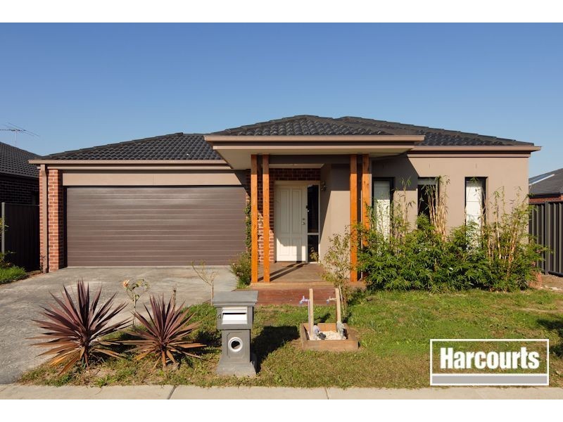 4 Sagan Drive, Cranbourne North VIC 3977