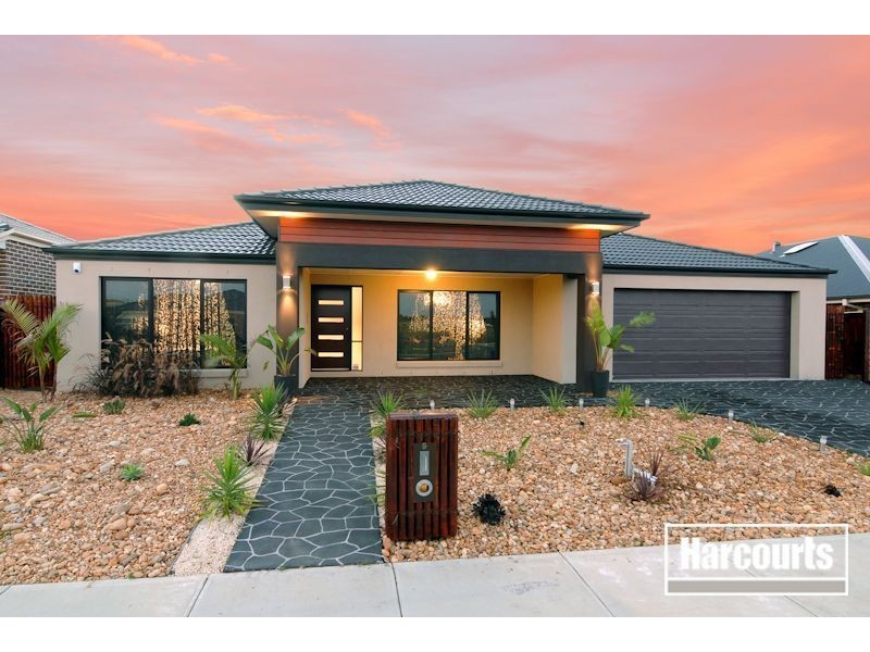 9 Wallagra Court, Narre Warren South VIC 3805