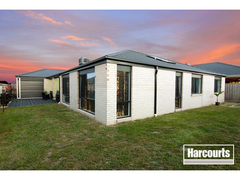 9 Wallagra Court, Narre Warren South VIC 3805