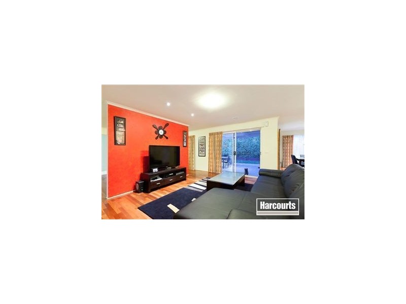 51 Robinswood Parade, Narre Warren South VIC 3805