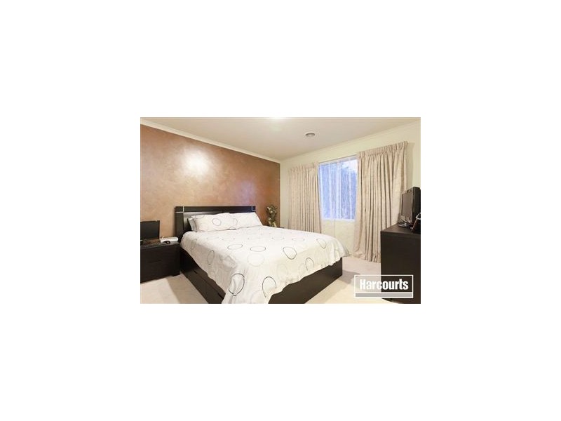 51 Robinswood Parade, Narre Warren South VIC 3805