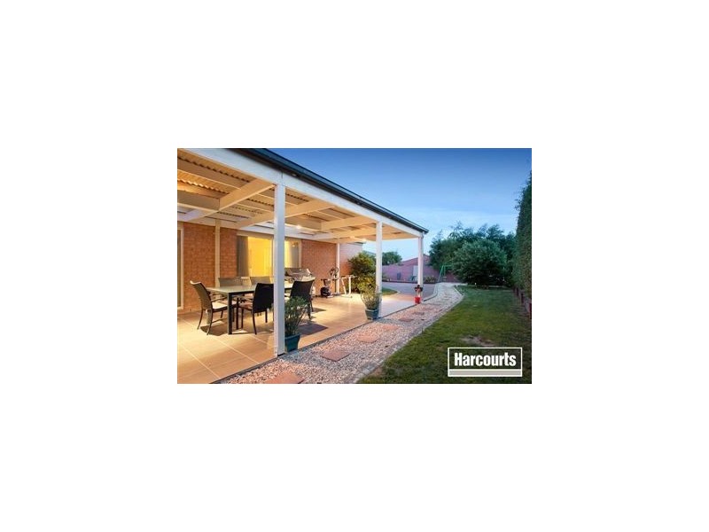 51 Robinswood Parade, Narre Warren South VIC 3805