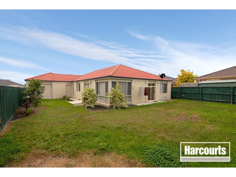 7 Croxley Place, Narre Warren South VIC 3805