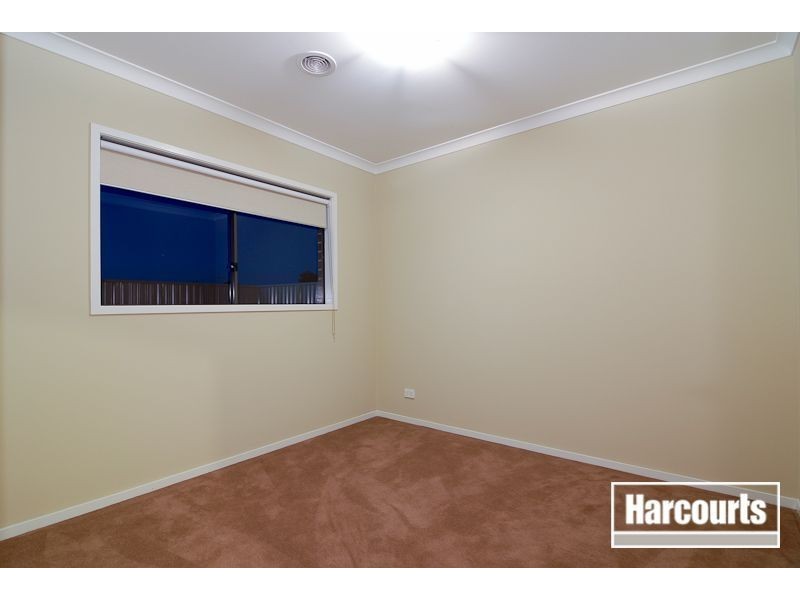 30 Salvia Avenue, Pakenham VIC 3810