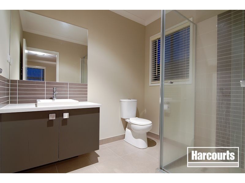 30 Salvia Avenue, Pakenham VIC 3810