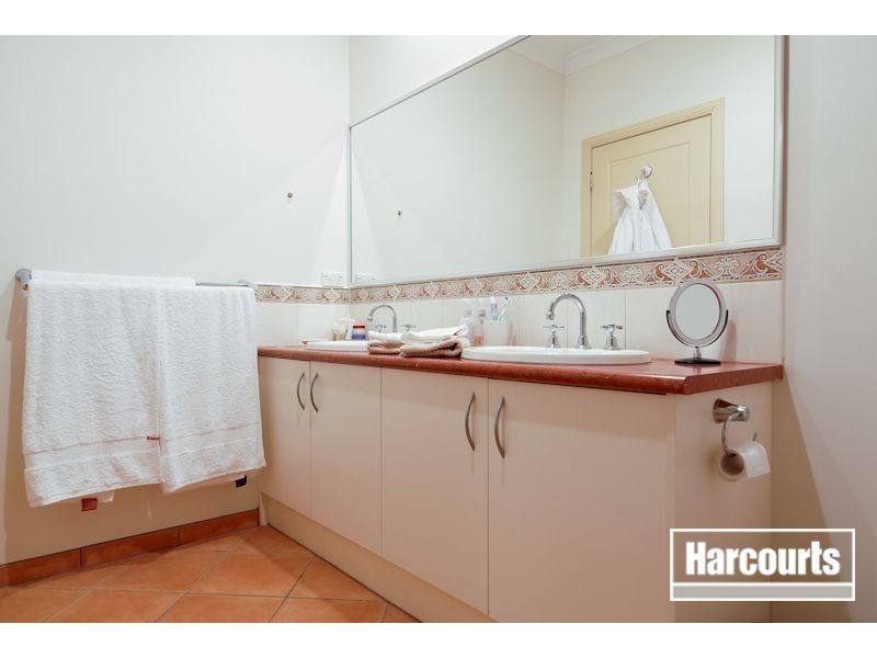 56 Wood Road, Narre Warren South VIC 3805