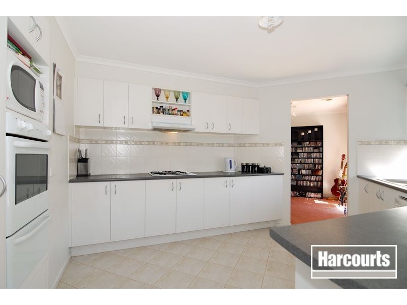 3 Royal Court, Narre Warren South VIC 3805