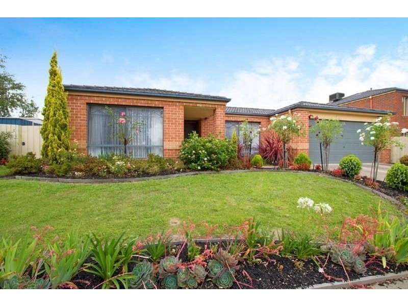62 Galloway Drive, Narre Warren South VIC 3805