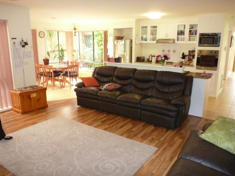 62 Galloway Drive, Narre Warren South VIC 3805