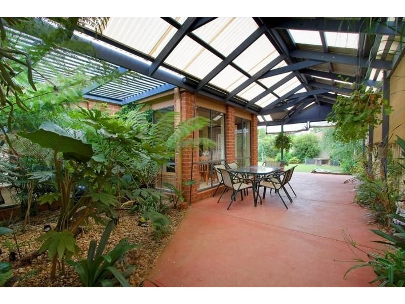 62 Galloway Drive, Narre Warren South VIC 3805