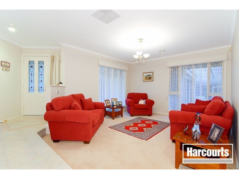 6 Apple blossom Court, Narre Warren South VIC 3805