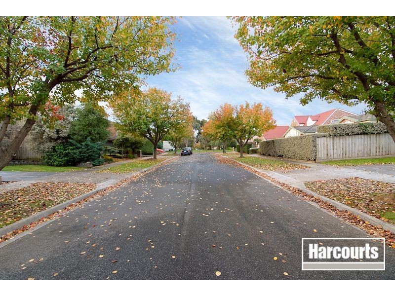 6 Apple blossom Court, Narre Warren South VIC 3805
