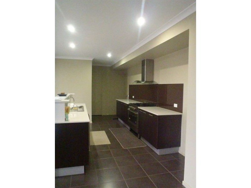 7 Bunbury Avenue, Narre Warren VIC 3805