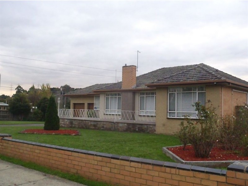 2 Crawley Road, Narre Warren North VIC 3804