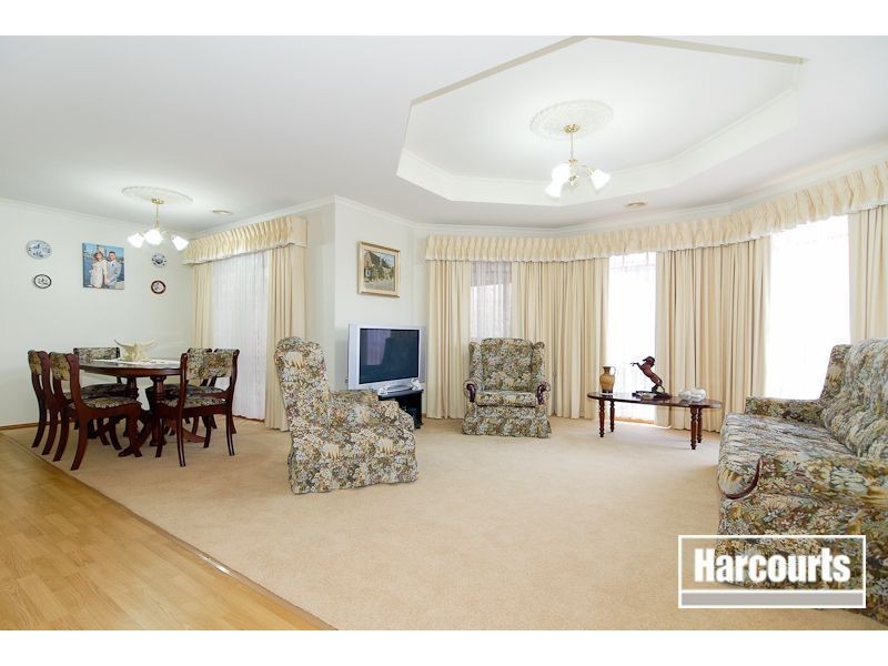 345 Ormond Rd, Narre Warren South VIC 3805