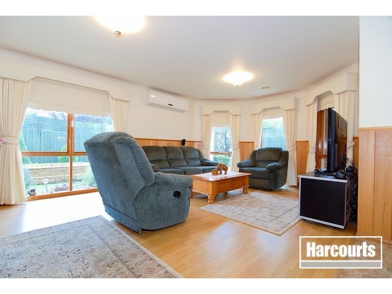 345 Ormond Rd, Narre Warren South VIC 3805