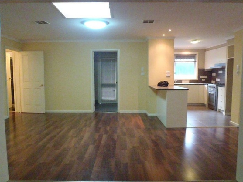 13 Guilford Crescent, Narre Warren VIC 3805