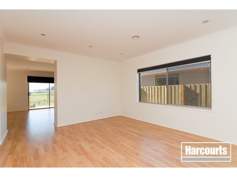 83 Sandarra Boulevard, Sandhurst VIC 3977