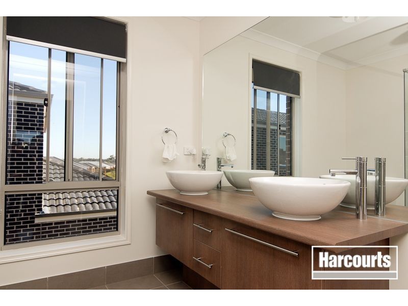 83 Sandarra Boulevard, Sandhurst VIC 3977