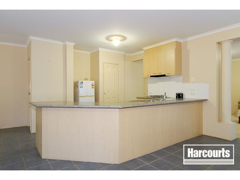6 Evergold Close, Narre Warren South VIC 3805