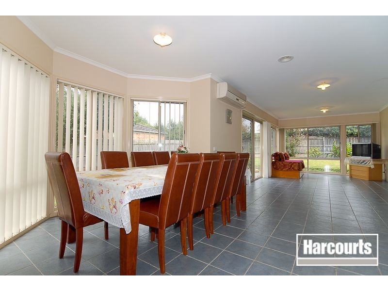 6 Evergold Close, Narre Warren South VIC 3805